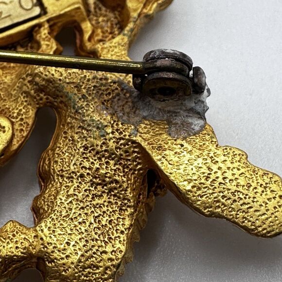 Vintage Museum of American Folk Art Angel Trumpeting Brooch Gold Tone Enamel - Picture 9 of 15